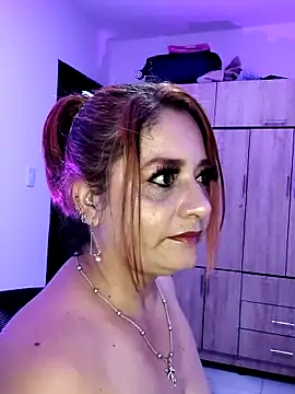 sexy ambarr online show from December 2025 01:14:02 AM