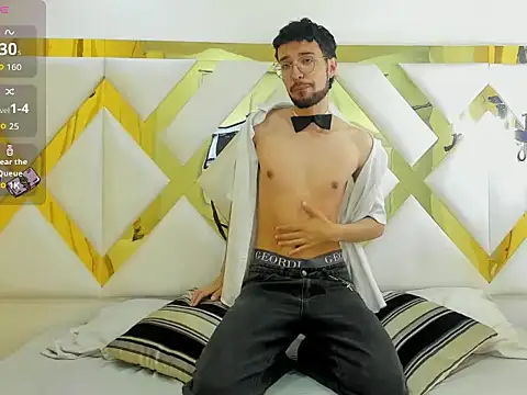 Snapshot of JonnyGreey chatting on December 2025 12:14:02 PM JonnyGreey online show from December 2025 12:14:02 PM