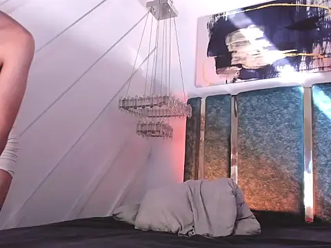 Snapshot of JonnyGreey chatting on December 2025 07:53:02 PM JonnyGreey online show from December 2025 07:53:02 PM