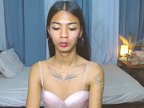 Snapshot of SamaraMillers chatting on December 2025 03:39:01 PM SamaraMillers online show from December 2025 03:39:01 PM