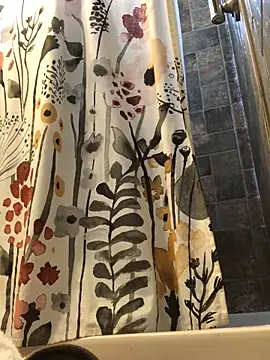 Snapshot of xxxenzo1 chatting on January 2025 07:07:02 PM xxxenzo1 online show from January 2025 07:07:02 PM