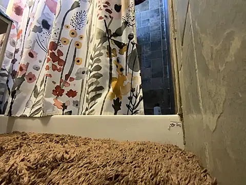 Snapshot of xxxenzo1 chatting on February 2025 07:38:02 PM xxxenzo1 online show from February 2025 07:38:02 PM