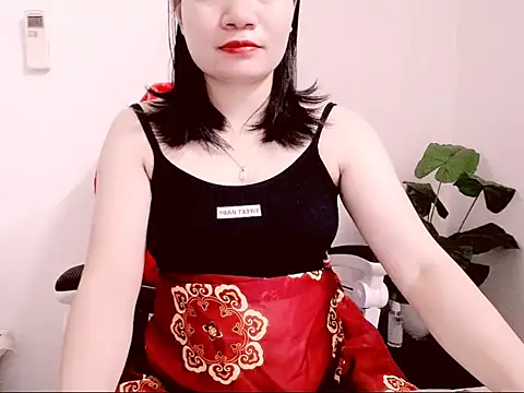 Snapshot of Lisa537- chatting on December 2025 01:02:02 AM Lisa537- online show from December 2025 01:02:02 AM
