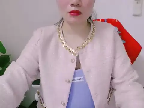 Snapshot of Lisa537- chatting on December 2025 01:14:02 AM Lisa537- online show from December 2025 01:14:02 AM