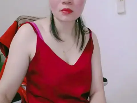 Snapshot of Lisa537- chatting on December 2025 01:33:02 AM Lisa537- online show from December 2025 01:33:02 AM