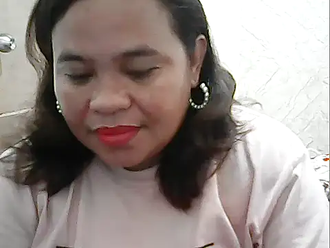 cutechubby online show from May 2026 11:44:01 PM