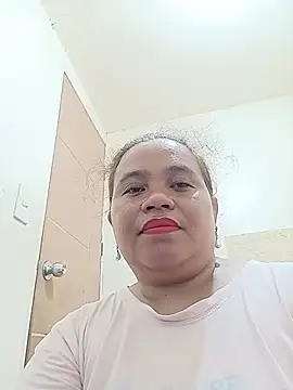 cutechubby online show from May 2026 11:40:01 AM