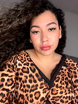 Snapshot of VictoriaaRose chatting on December 2025 07:27:02 AM VictoriaaRose online show from December 2025 07:27:02 AM