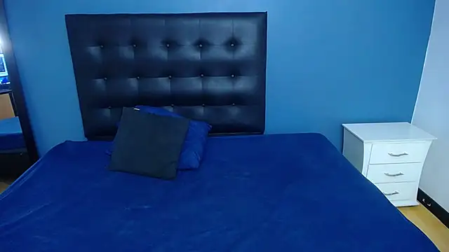 Snapshot of naughty_bigass_18 chatting on December 2025 03:34:01 AM naughty bigass 18 online show from December 2025 03:34:01 AM