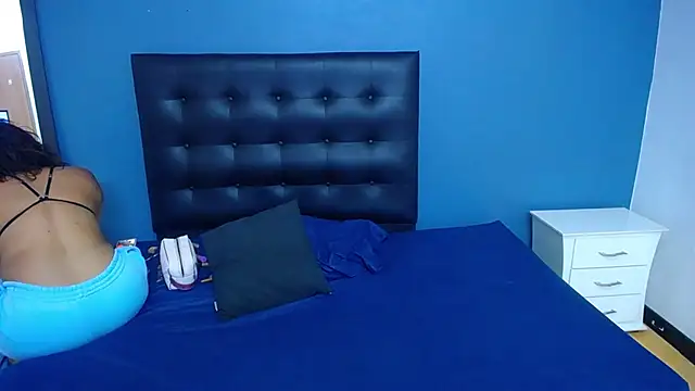 Snapshot of naughty_bigass_18 chatting on December 2025 03:25:01 AM naughty bigass 18 online show from December 2025 03:25:01 AM