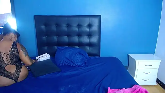 Snapshot of naughty_bigass_18 chatting on December 2025 03:48:01 AM naughty bigass 18 online show from December 2025 03:48:01 AM