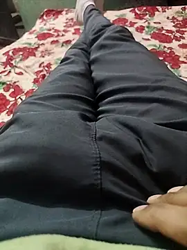 Snapshot of bigdick2299 chatting on December 2025 03:06:01 PM bigdick2299 online show from December 2025 03:06:01 PM