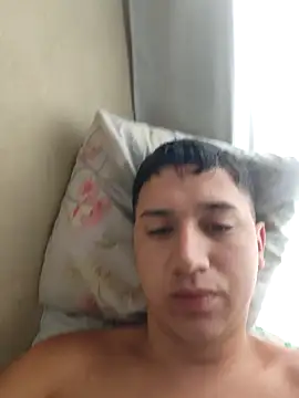 Alvarezz0202 online show from February 2026 02:23:02 PM