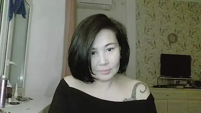 Nettie Allie online show from January 2026 07:52:02 PM