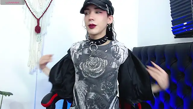 dearest sabrina online show from December 2025 08:05:02 PM