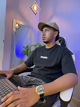 Brand Collins online show from May 2026 12:43:01 PM