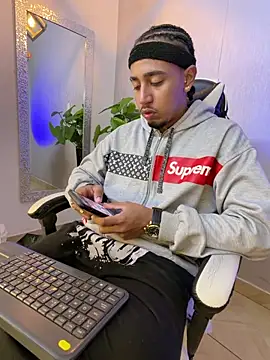 Brand Collins online show from May 2026 11:50:02 AM