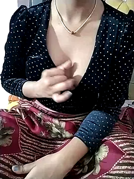 RASHMI SHARMA9 online show from January 2026 05:04:01 PM