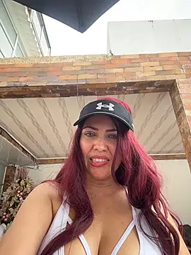 Snapshot of IsaSantoDomingo chatting on December 2025 02:37:01 PM IsaSantoDomingo online show from December 2025 02:37:01 PM