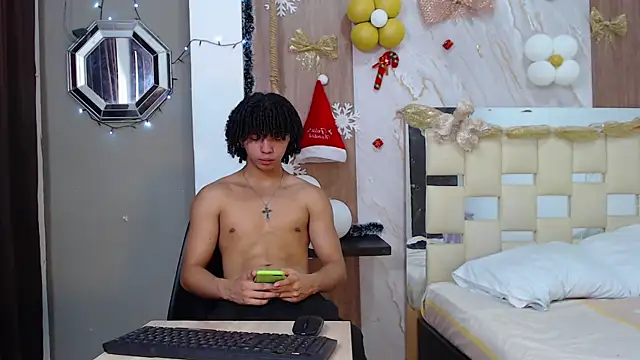 Snapshot of kim_curlyy chatting on December 2025 03:06:01 PM kim curlyy online show from December 2025 03:06:01 PM