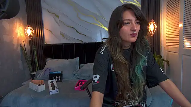 Dark Dominika online show from May 2026 01:17:01 PM