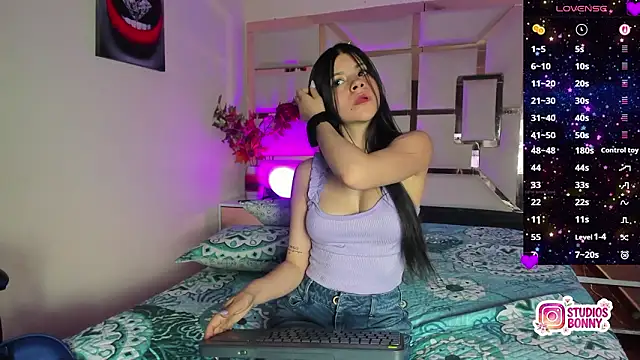 Snapshot of alexandra_venuss chatting on February 2026 08:12:01 PM alexandra venuss online show from February 2026 08:12:01 PM