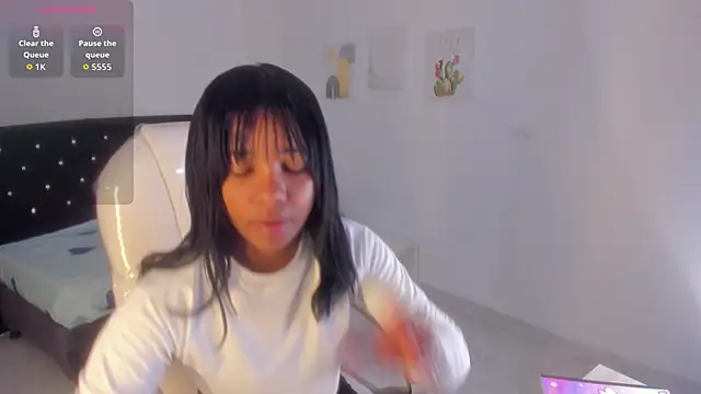 Snapshot of miiyaako_ds chatting on November 2025 01:04:01 PM miiyaako ds online show from November 2025 01:04:01 PM