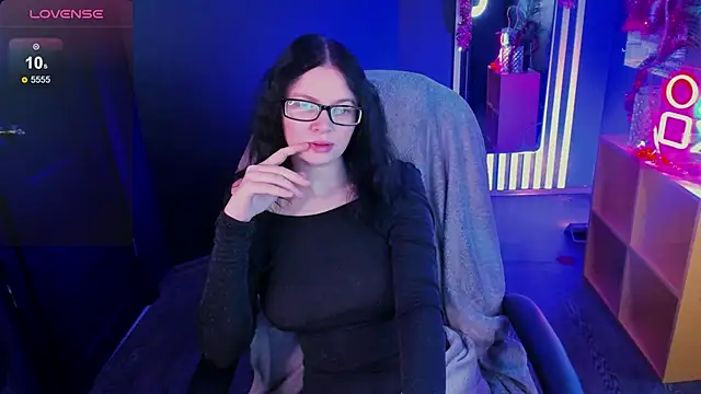 Snapshot of Lisa_Nerdy chatting on December 2025 10:19:01 AM Lisa Nerdy online show from December 2025 10:19:01 AM