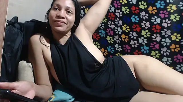 ELIZABET2- online show from May 2026 12:05:01 AM