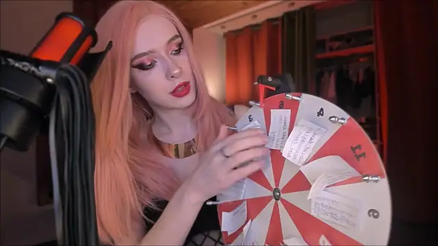 Mistress Iris online show from December 2025 09:00:01 PM