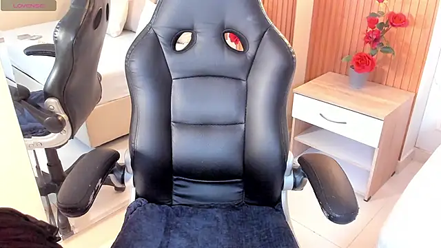 samantha quinnn online show from December 2025 08:38:02 PM