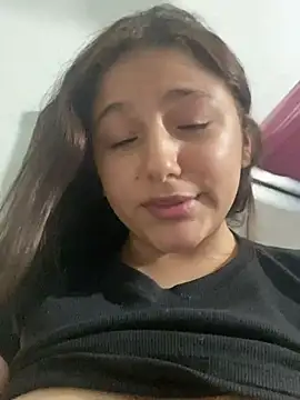 Snapshot of Emily_milk_1 chatting on January 2026 06:08:01 AM Emily milk 1 online show from January 2026 06:08:01 AM