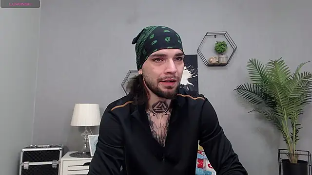 Snapshot of KaneHunter chatting on February 2026 09:12:02 PM KaneHunter online show from February 2026 09:12:02 PM