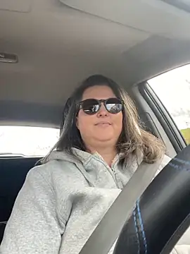 Snapshot of bea_french_curvy chatting on February 2026 12:21:01 PM bea french curvy online show from February 2026 12:21:01 PM