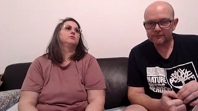 Snapshot of bea_french_curvy chatting on February 2026 09:29:01 PM bea french curvy online show from February 2026 09:29:01 PM