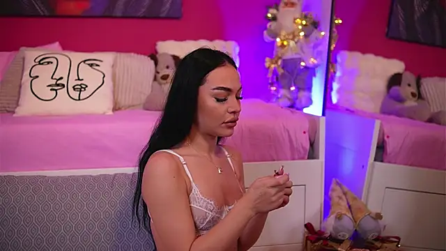 Snapshot of sashalorenzz chatting on December 2025 04:07:02 AM sashalorenzz online show from December 2025 04:07:02 AM