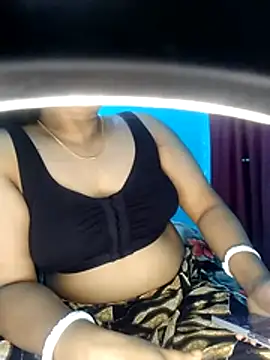 priya2098 online show from June 2026 06:11:02 PM