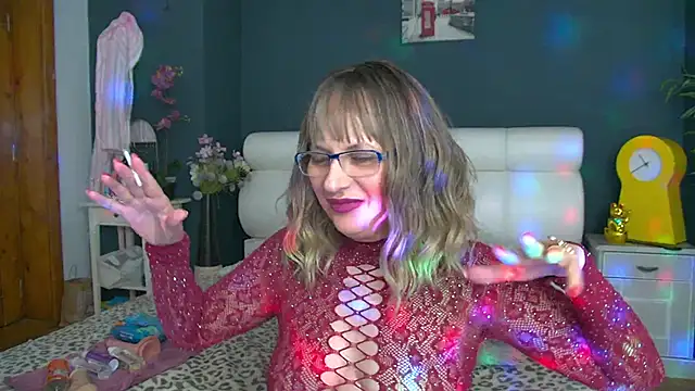 Cougar Milff online show from May 2026 04:02:01 PM