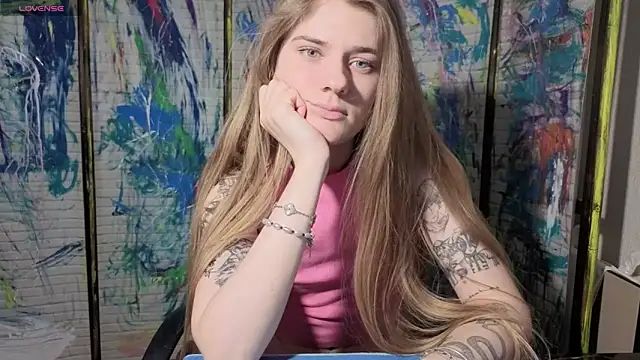 Adell Love online show from May 2026 03:28:01 PM