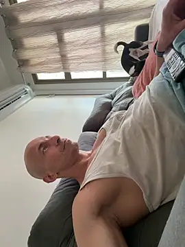 Snapshot of Russo41rj chatting on December 2025 04:12:02 PM Russo41rj online show from December 2025 04:12:02 PM