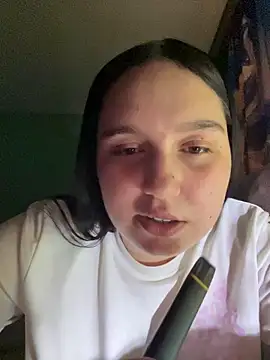 Snapshot of SweetLipssss chatting on December 2025 12:49:02 AM SweetLipssss online show from December 2025 12:49:02 AM