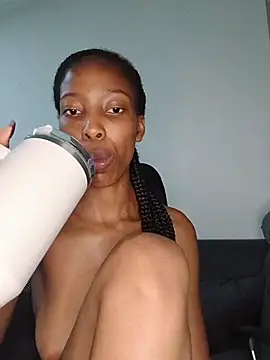 MsParisSmith online show from February 2026 07:51:01 AM