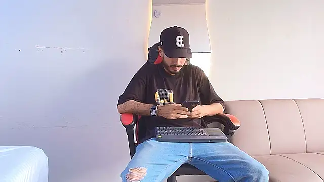 MatthewCullen online show from February 2026 07:52:01 PM