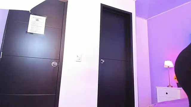 Snapshot of salome_moon_ chatting on March 2026 11:50:02 AM salome moon online show from March 2026 11:50:02 AM