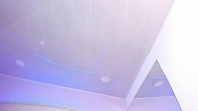 Snapshot of salome_moon_ chatting on April 2026 11:48:01 AM salome moon online show from April 2026 11:48:01 AM