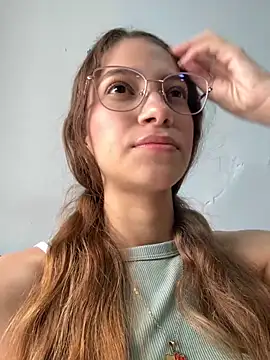 Snapshot of Vanneskk chatting on December 2025 01:31:02 PM Vanneskk online show from December 2025 01:31:02 PM