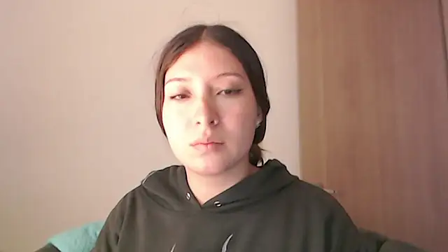 Snapshot of -Ivonny- chatting on November 2025 08:32:01 PM -Ivonny- online show from November 2025 08:32:01 PM