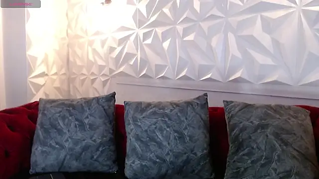 Snapshot of idk_24_ chatting on December 2025 04:35:02 PM idk 24 online show from December 2025 04:35:02 PM