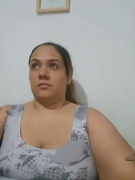 LoreinnFox online show from May 2026 09:46:02 PM