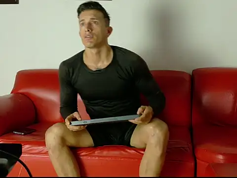 Snapshot of Arturo_reyes chatting on December 2025 05:52:02 PM Arturo reyes online show from December 2025 05:52:02 PM